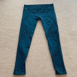 Size Medium patterned leggings